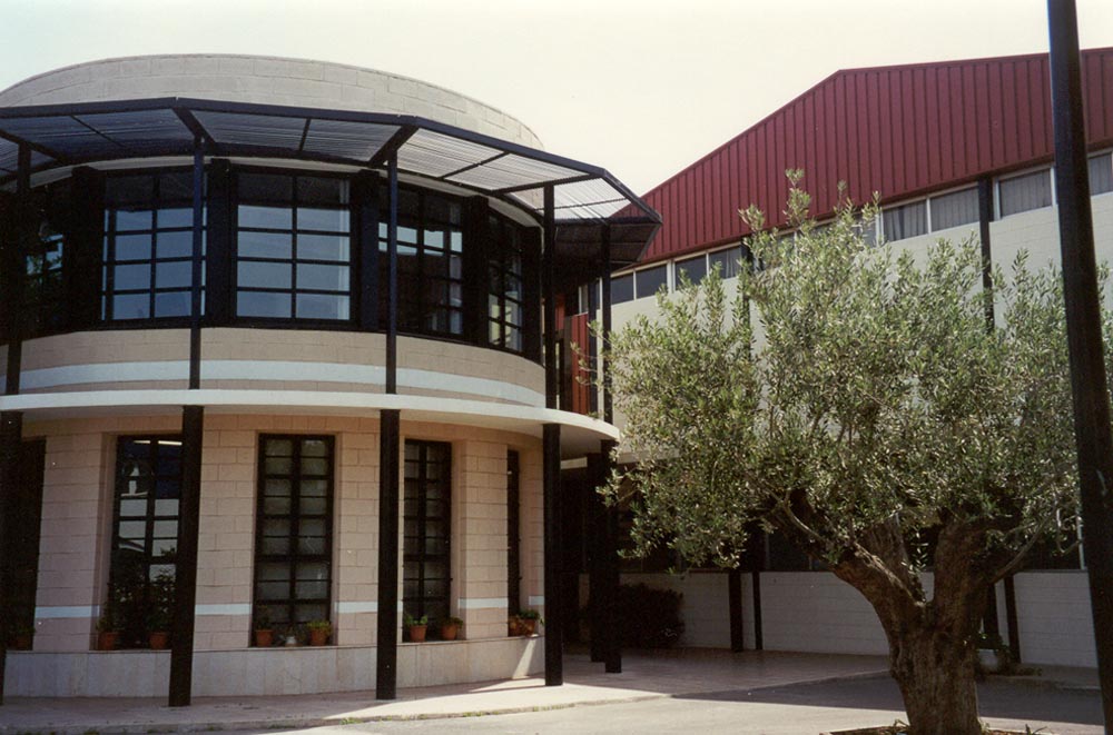 Edificio oficinas Plásticos Mondragón